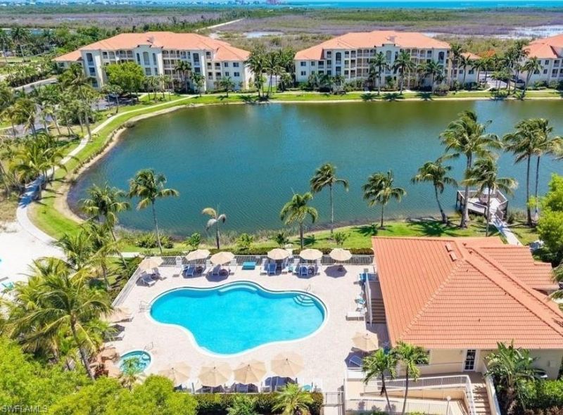 20061 Sanibel View Cir, Unit 203, Fort Myers, FL 33908 Photo