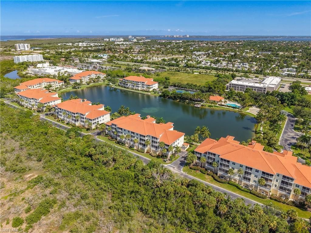 20061 Sanibel View Cir, Unit 203, Fort Myers, FL 33908 Photo