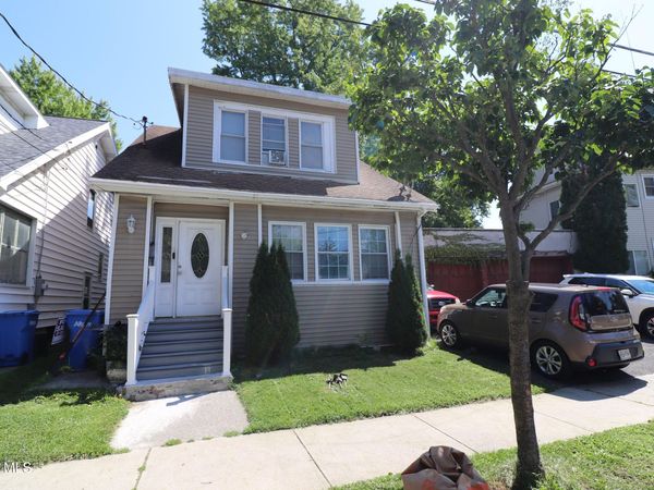 19 Beekman Street, Albany, NY 12209