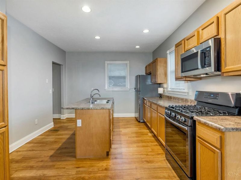 400 Three Rivers Parkway, North Bend, OH 45052 Photo 8