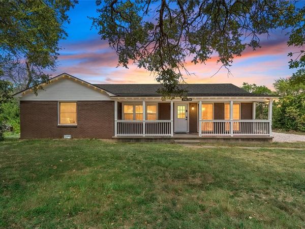 296 Ish Street, China Spring, TX 76633