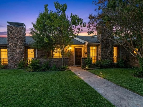 1513 Cherrycrest Street, Dallas, TX 75228