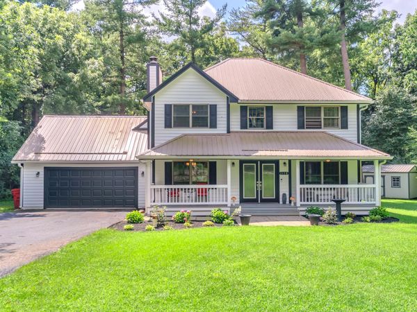 1178 N Saddlebrook Court , Monticello, IN 47960