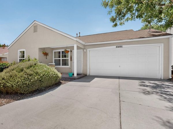 10701 Stanley Drive NW, Albuquerque, NM 87114
