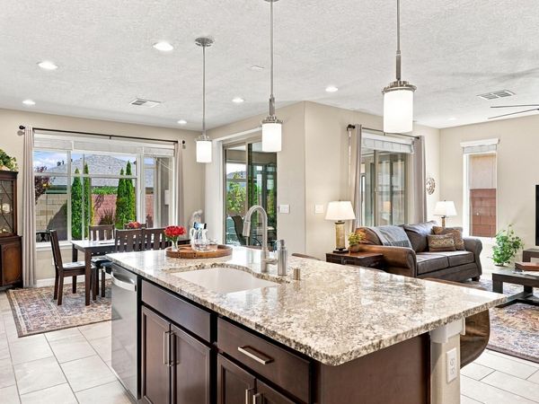 6112 Motherwell Drive SE, Albuquerque, NM 87106