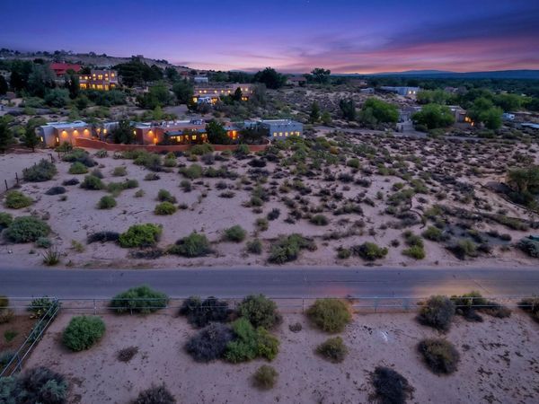 Windsong Lane, Corrales, NM 87048