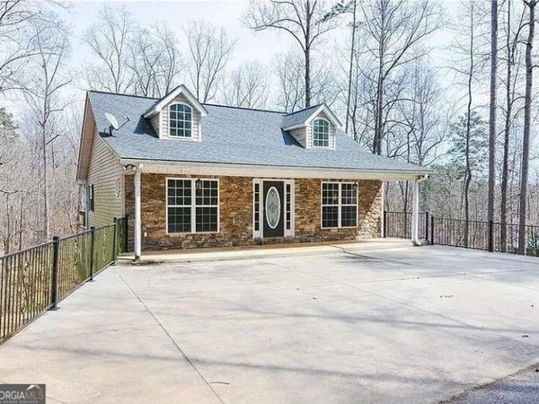825 Rue Fluer De Lis, Lavonia, GA 30553