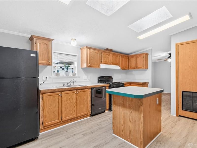 1198 Apple Blossom Lane, Sidney, OH 45365 Photo 14