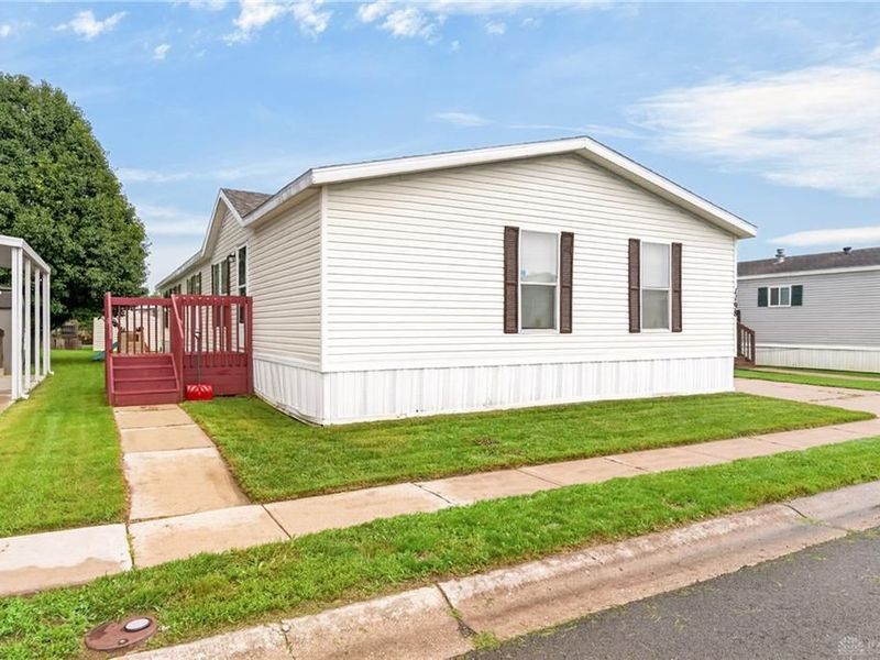 1198 Apple Blossom Lane, Sidney, OH 45365 Photo 2