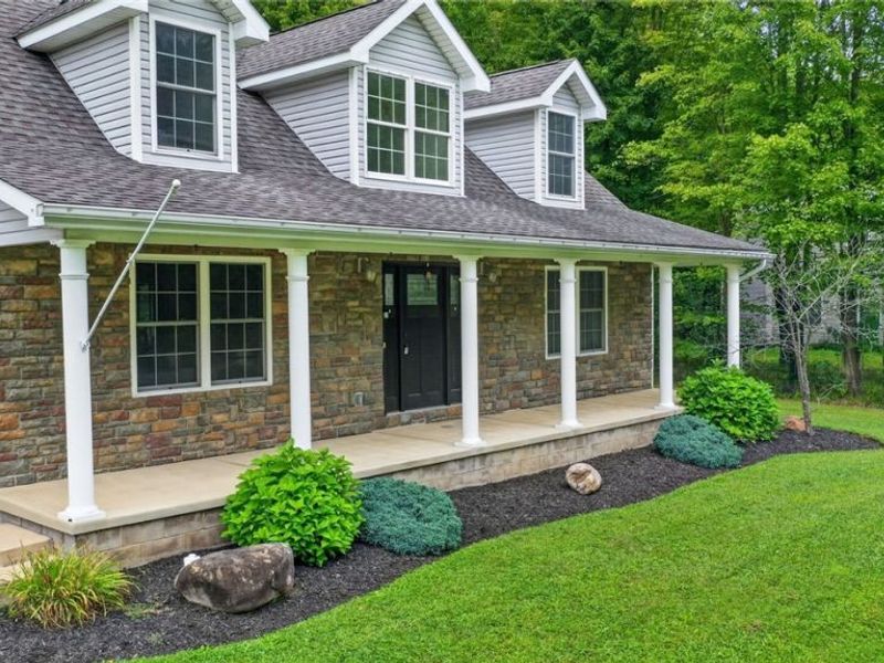 1310 Morning Star Drive, Roaming Shores, OH 44084 Photo 3