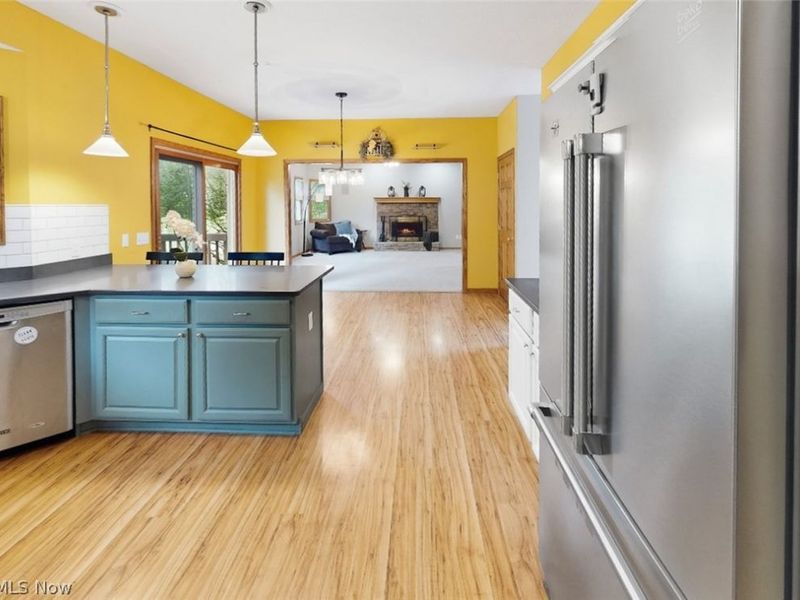 11065 Dunsby Avenue NW, Uniontown, OH 44685 Photo 11