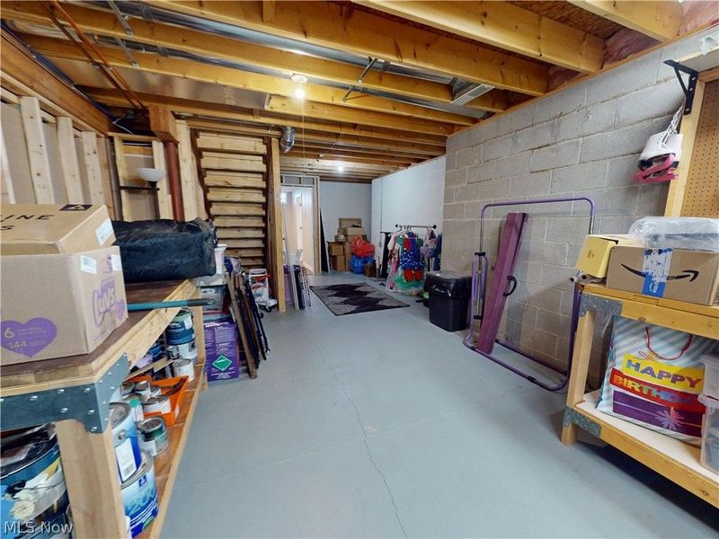11065 Dunsby Avenue NW, Uniontown, OH 44685 Photo 36