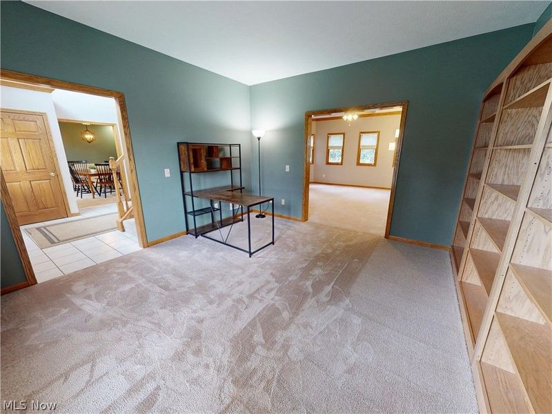 11065 Dunsby Avenue NW, Uniontown, OH 44685 Photo 5