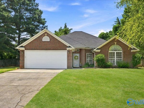 105 Ashlawn Court, Huntsville, AL 35806
