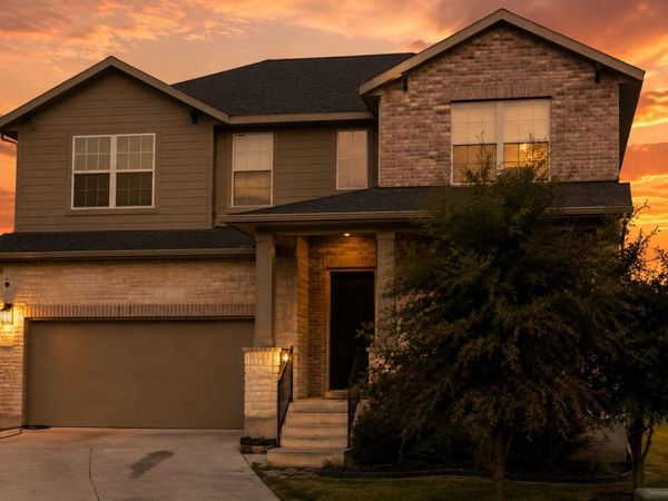 132 Greenock CV, Hutto, TX 78634