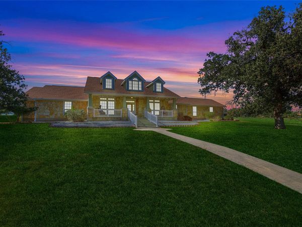 157 Kurt Kramer RD, Fredericksburg, TX 78624