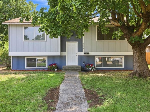 2124 E Sinto Ave, Spokane, WA 99202