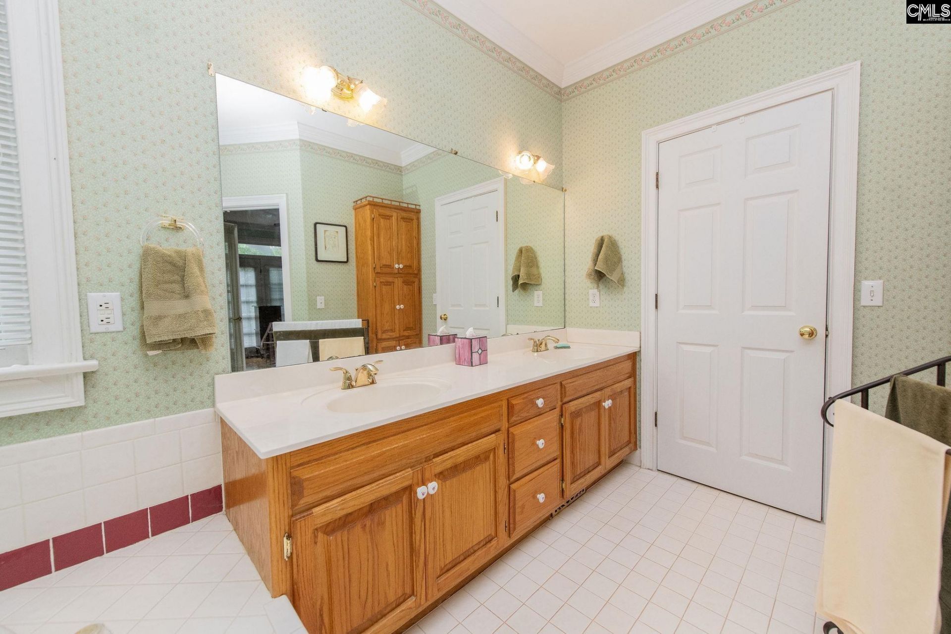 401 Tamwood Circle Photo 34