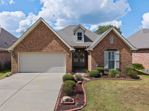 23 Callaway Ct., Hattiesburg, MS 39402