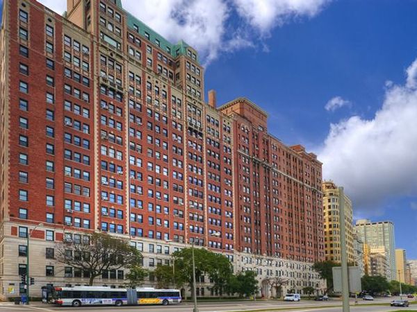 3240 N Lake Shore Drive , Unit 10D, Chicago, IL 60657