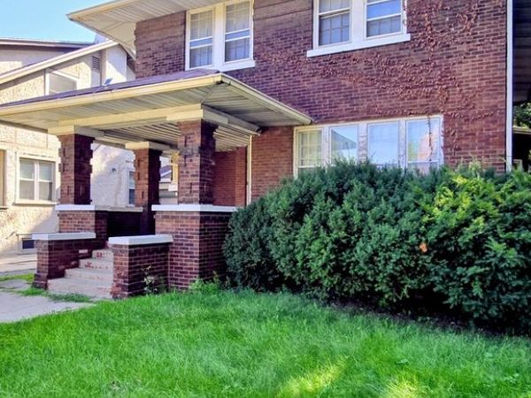 6845 S Chappel Avenue , Chicago, IL 60649