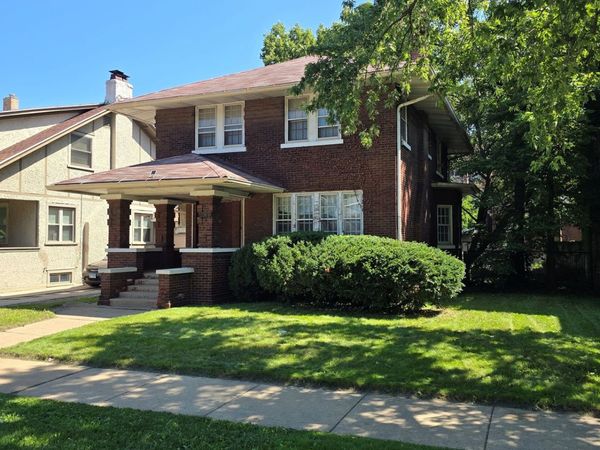 6845 S Chappel Avenue , Chicago, IL 60649