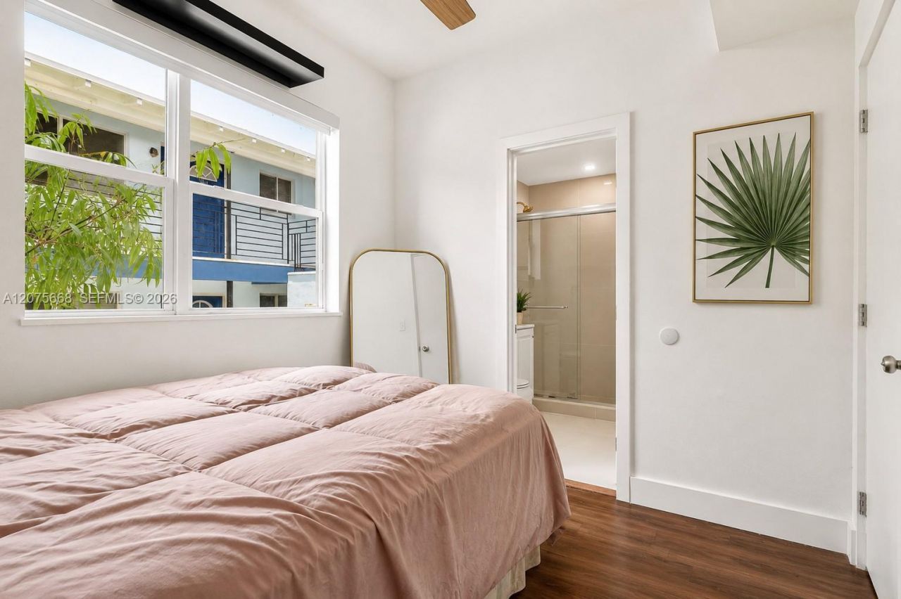 1446 Lenox Ave , Unit 5, Miami Beach, FL 33139 Photo