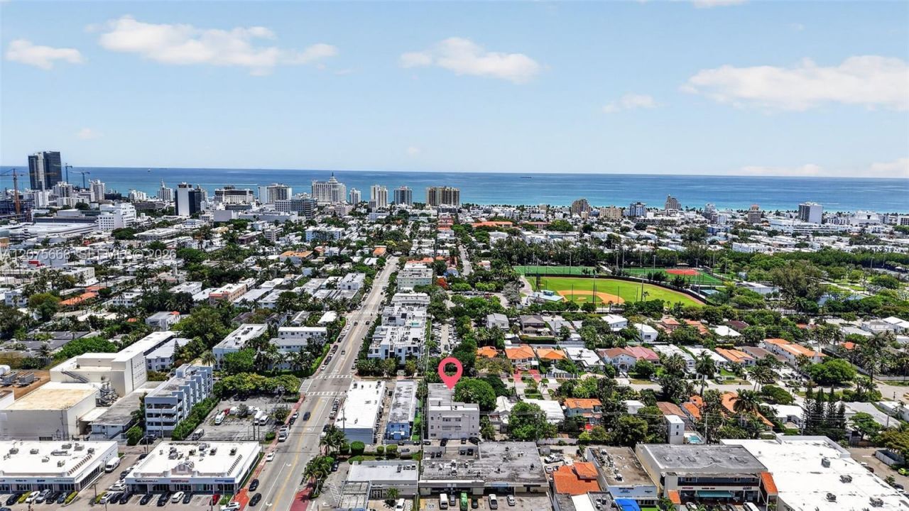 1446 Lenox Ave , Unit 5, Miami Beach, FL 33139 Photo