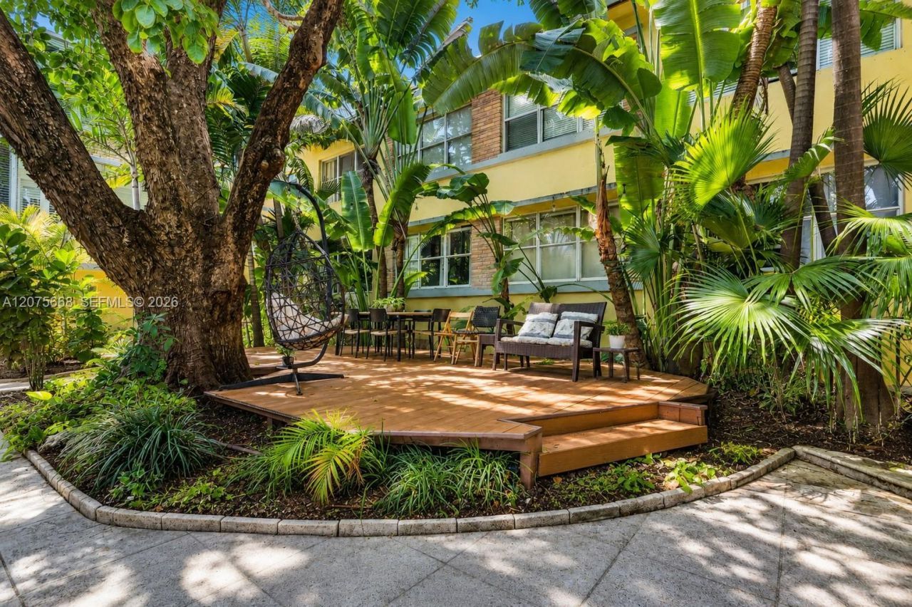 1446 Lenox Ave , Unit 5, Miami Beach, FL 33139 Photo