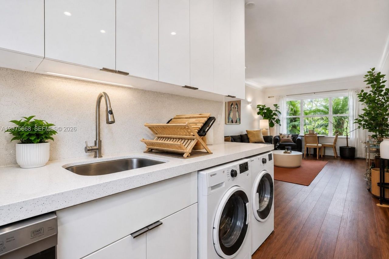 1446 Lenox Ave , Unit 5, Miami Beach, FL 33139 Photo