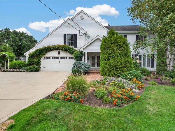 33433 Pinetree Road , Pepper Pike, OH 44124