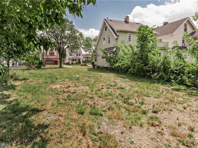 3332 E 121st Street, Cleveland, OH 44120 Photo 3