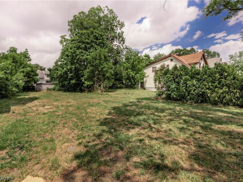 3332 E 121st Street, Cleveland, OH 44120 Photo 4
