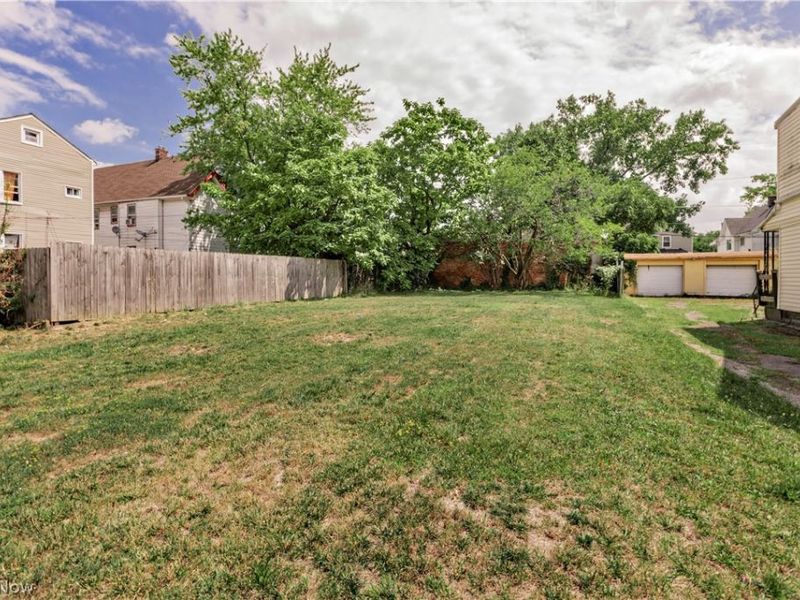 3391 E 121st Street, Cleveland, OH 44120 Photo 2
