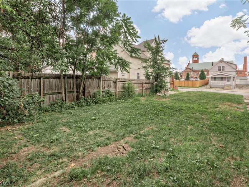 3409 Roehl Avenue, Cleveland, OH 44109 Photo 3