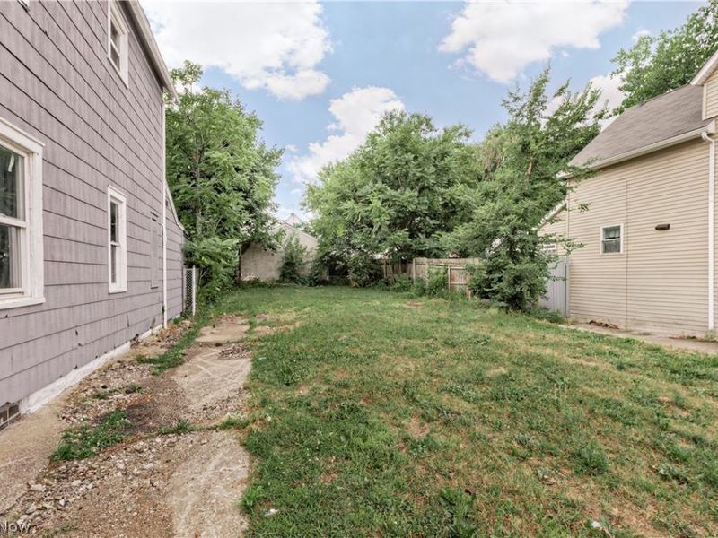 3409 Roehl Avenue, Cleveland, OH 44109 Photo 4