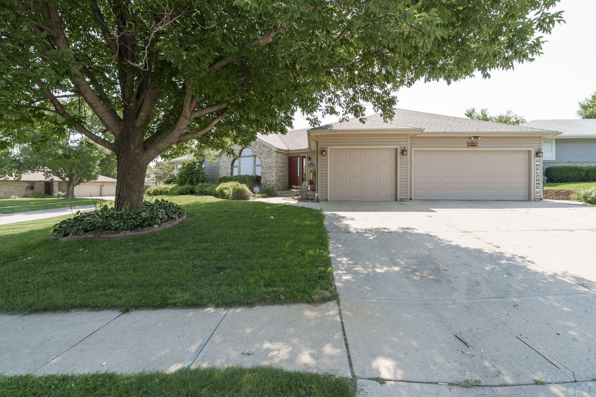 4850 MEADOW LARK LN Sioux City, IA 51106