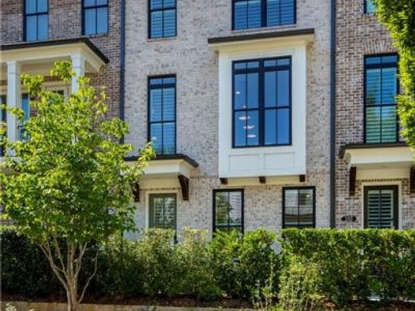 260 Briscoe Way , Alpharetta, GA 30009