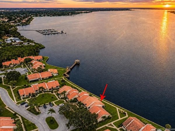3513 SE Sandpiper Circle, Port St Lucie, FL 34952