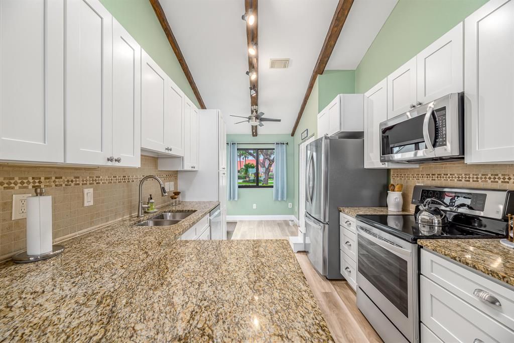 3513 SE Sandpiper Circle, Port Saint Lucie, FL 34952 Photo