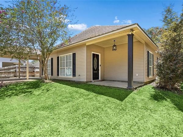 33935 CEDAR RIDGE Court , Denham Springs, LA 70706