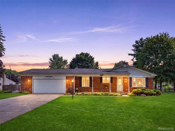 6271 Peach Drive, Independence Township, Mi 48346