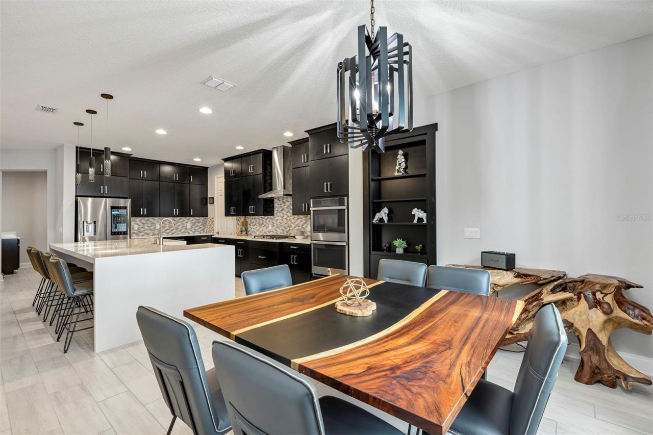 1112 Hull Island Drive, Oakland, FL 34787 Photo