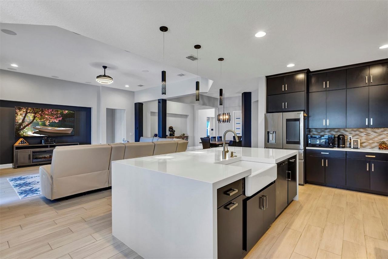 1112 Hull Island Drive, Oakland, FL 34787 Photo
