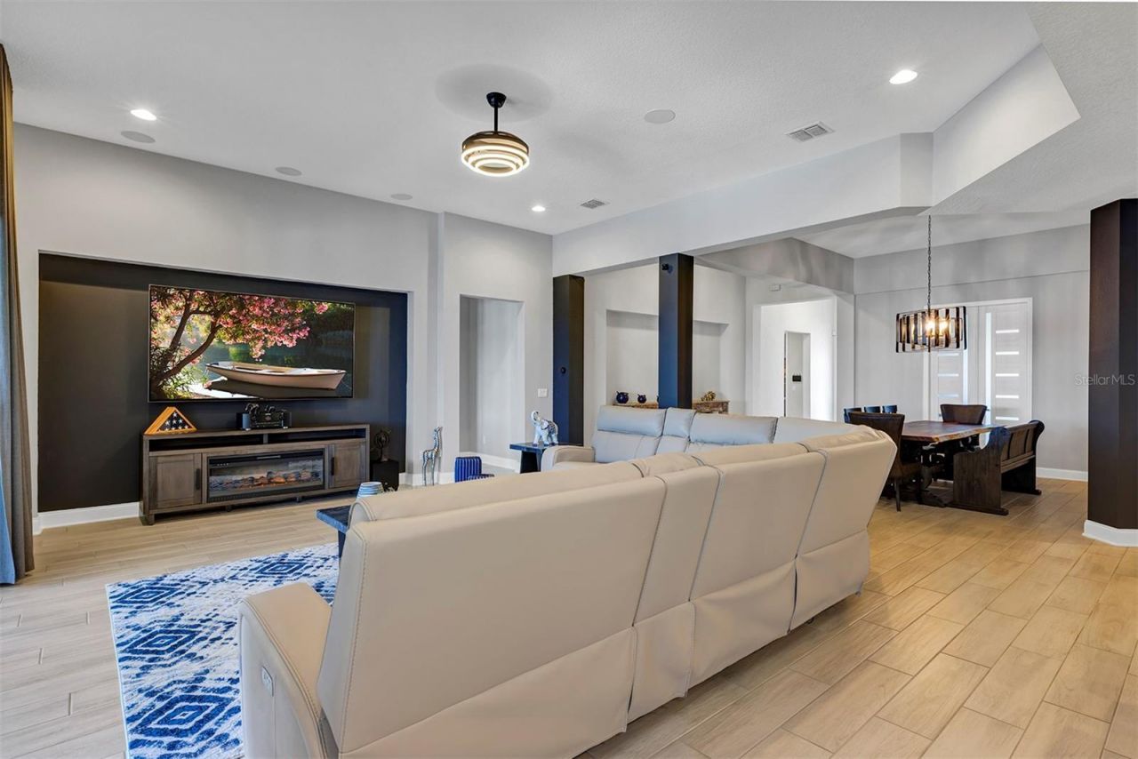 1112 Hull Island Drive, Oakland, FL 34787 Photo