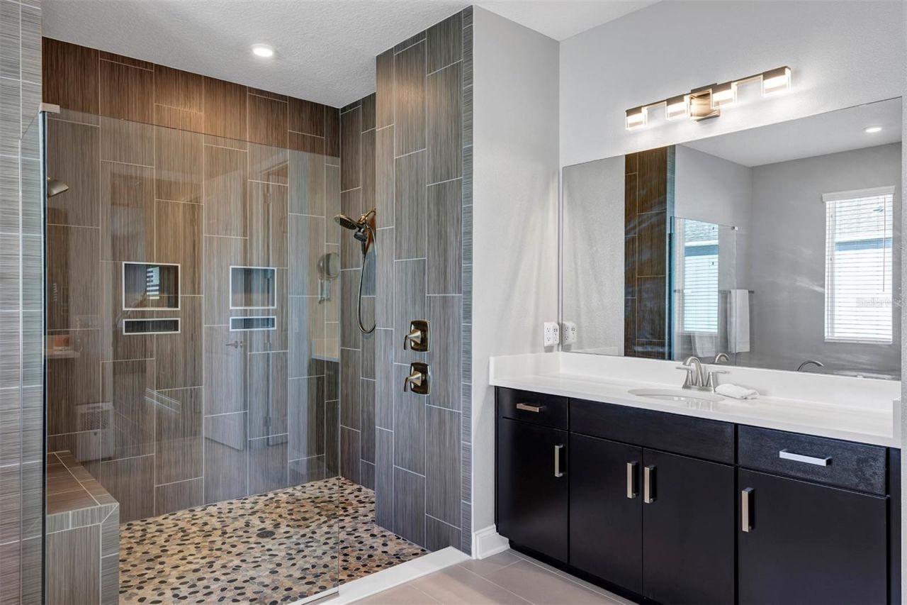 1112 Hull Island Drive, Oakland, FL 34787 Photo