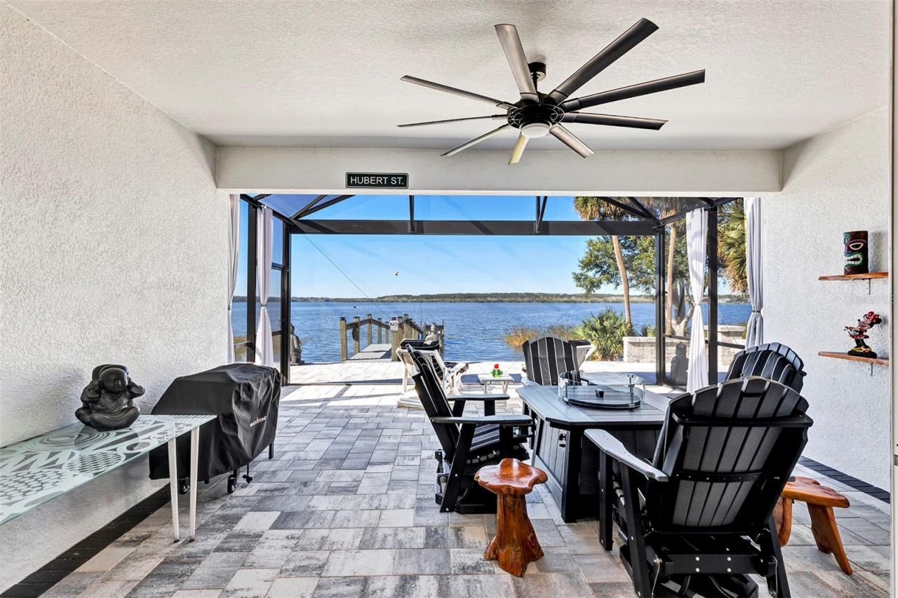 1112 Hull Island Drive, Oakland, FL 34787 Photo