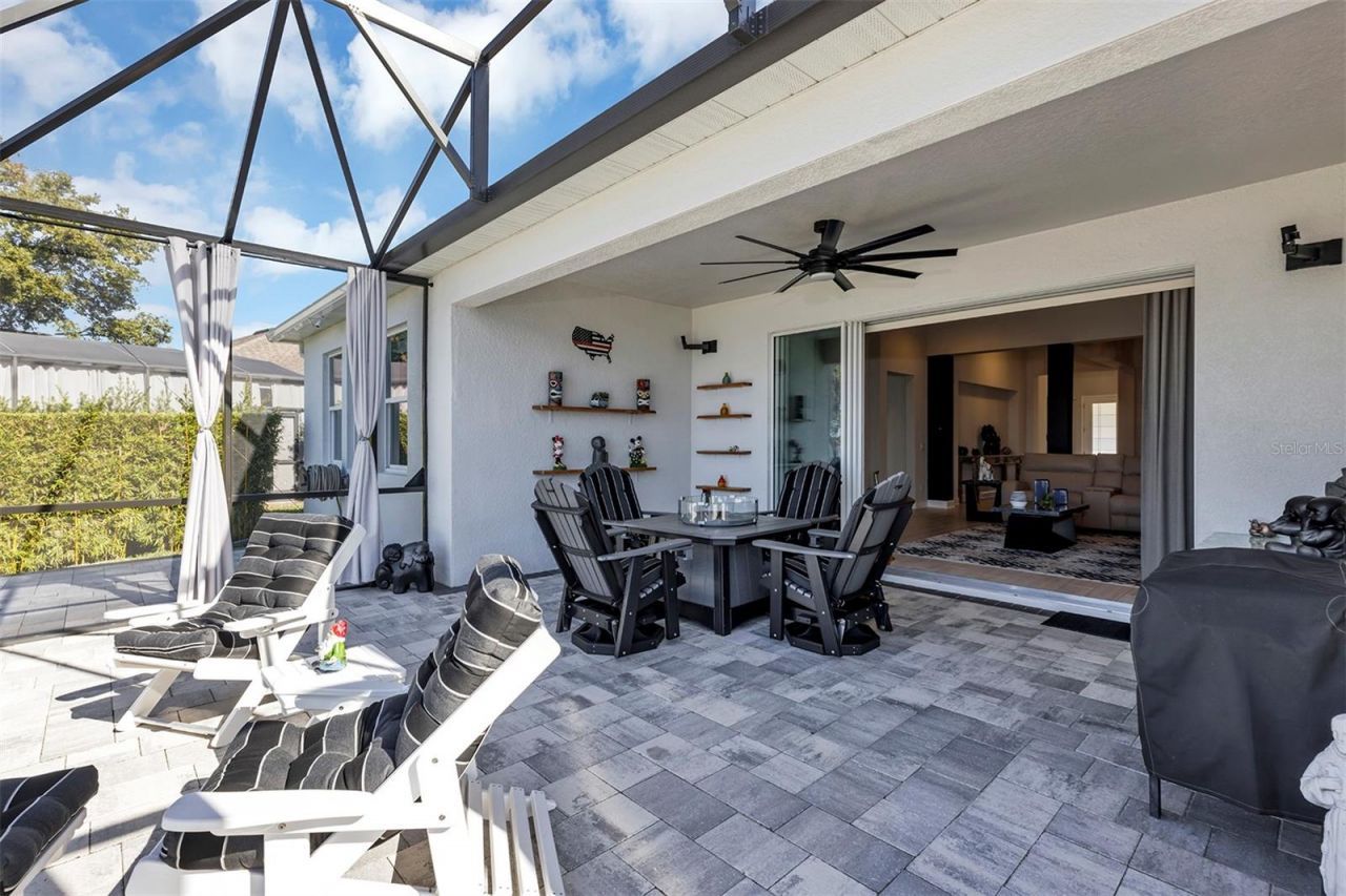 1112 Hull Island Drive, Oakland, FL 34787 Photo
