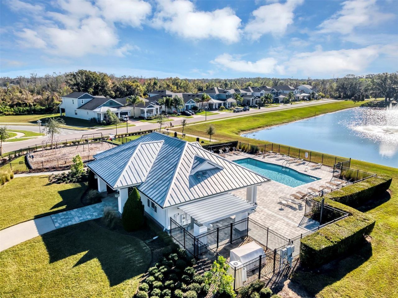 1112 Hull Island Drive, Oakland, FL 34787 Photo