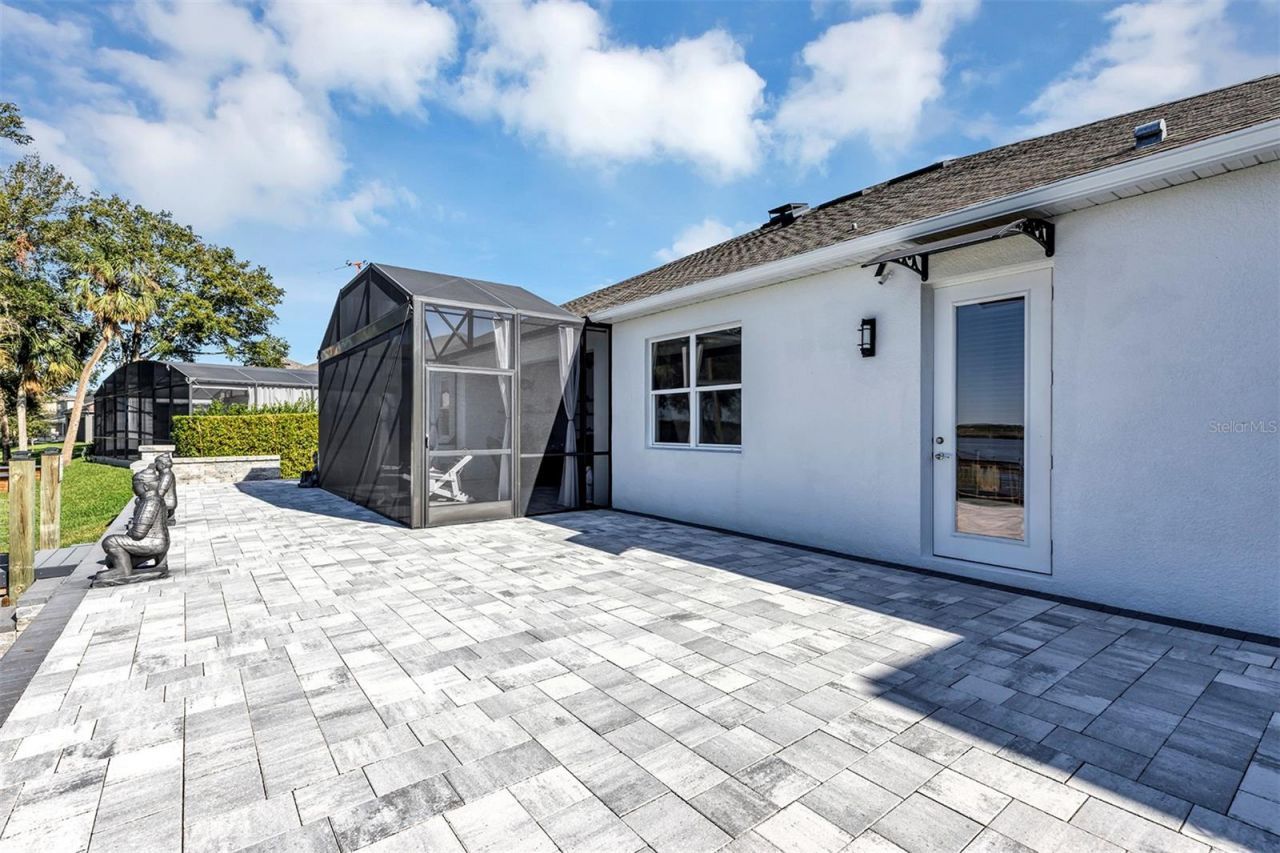 1112 Hull Island Drive, Oakland, FL 34787 Photo